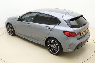 Thumbnail Mobil 4