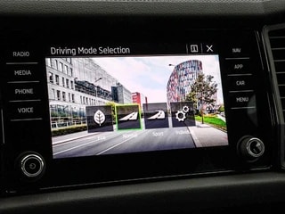 Thumbnail Mobil 10