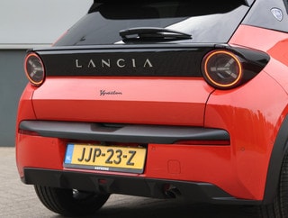 Thumbnail Mobil 6