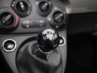 Thumbnail Mobil 10