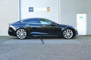 Thumbnail Mobil 8