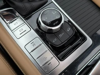 Thumbnail Mobil 9