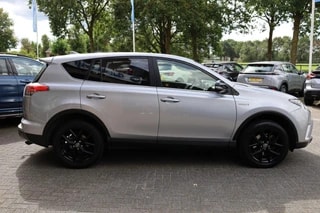 Thumbnail Mobil 4