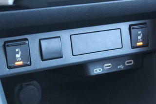 Thumbnail Mobil 4