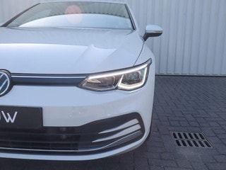 Thumbnail Mobil 8