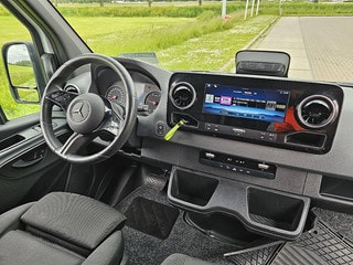 Thumbnail Mobil 8