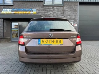 Thumbnail Mobil 6