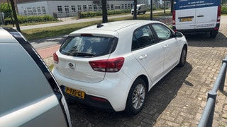 Thumbnail Mobil 4