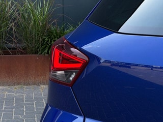 Thumbnail Mobil 8