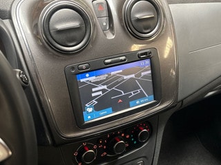 Thumbnail Mobil 8