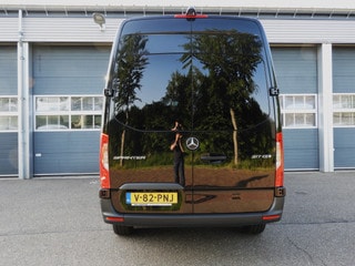 Thumbnail Mobil 6