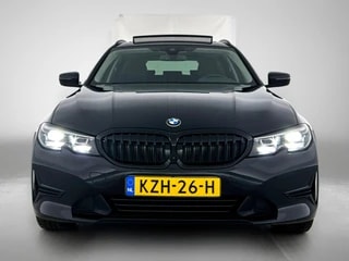 Thumbnail Mobil 8