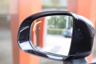 Thumbnail Mobil 9