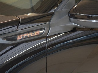 Thumbnail Mobil 7