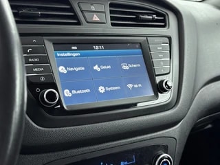 Thumbnail Mobil 8