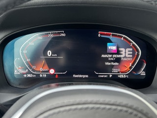 Thumbnail Mobil 8