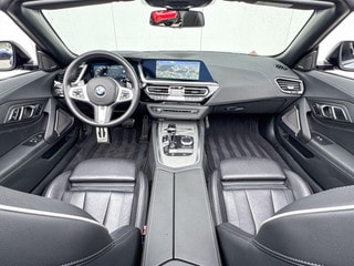 Thumbnail Mobil 8