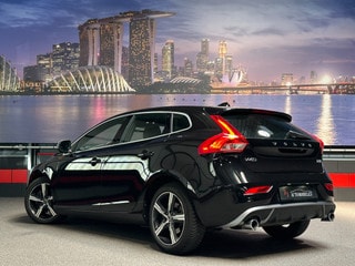 Thumbnail Mobil 6