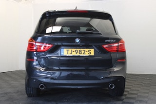 Thumbnail Mobil 6