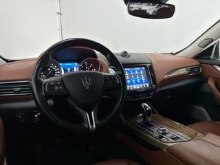 Thumbnail Mobil 10