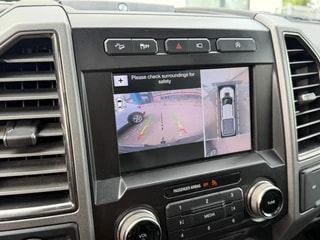 Thumbnail Mobil 10