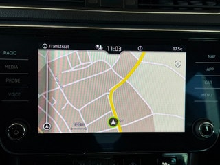 Thumbnail Mobil 9