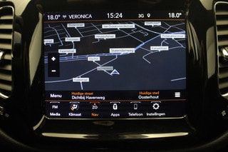 Thumbnail Mobil 4