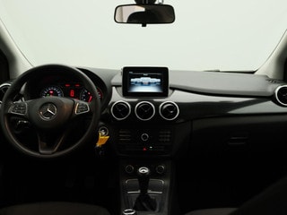 Thumbnail Mobil 8