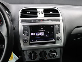 Thumbnail Mobil 6