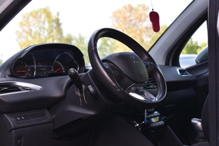 Thumbnail Mobil 10
