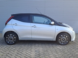 Thumbnail Mobil 5