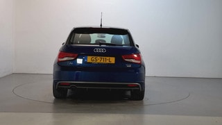 Thumbnail Mobil 10