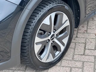 Thumbnail Mobil 5