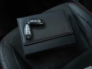 Thumbnail Mobil 8