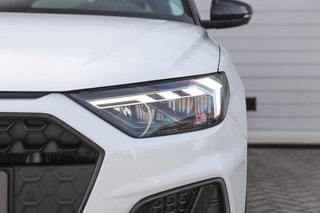 Thumbnail Mobil 10