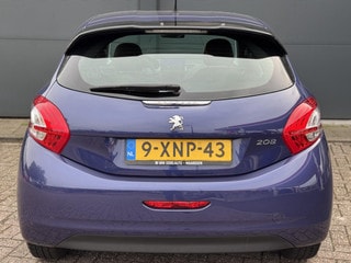 Thumbnail Mobil 8