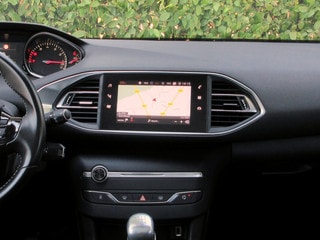 Thumbnail Mobil 8