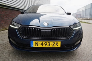 Thumbnail Mobil 10