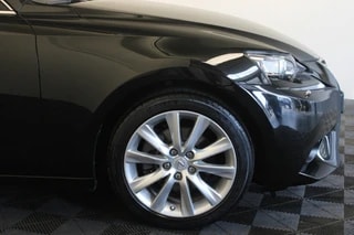 Thumbnail Mobil 10