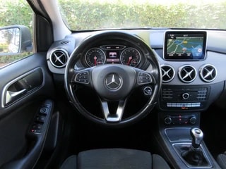 Thumbnail Mobil 3