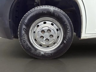 Thumbnail Mobil 9