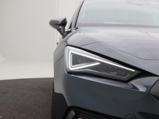 Thumbnail Mobil 8