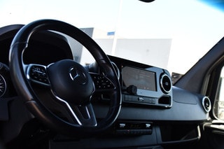Thumbnail Mobil 2