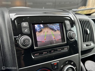 Thumbnail Mobil 8