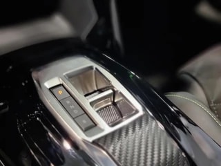 Thumbnail Mobil 8