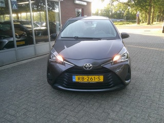 Thumbnail Mobil 4