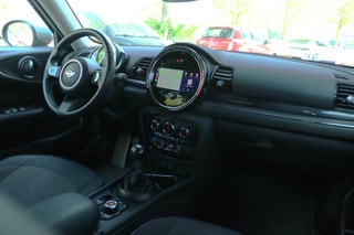 Thumbnail Mobil 7
