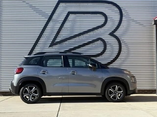 Thumbnail Mobil 9