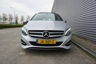 Thumbnail Mobil 6