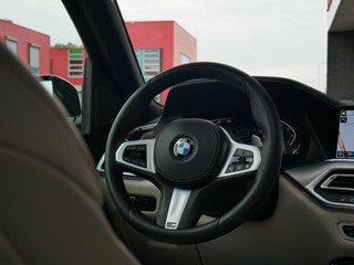 Thumbnail Mobil 4